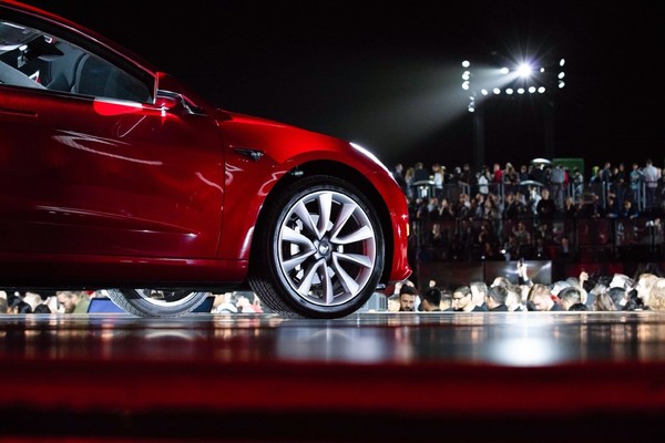 特斯拉Model 3